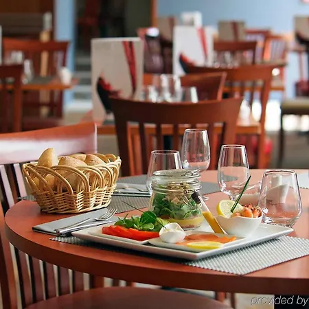 Mercure Ile De 4*