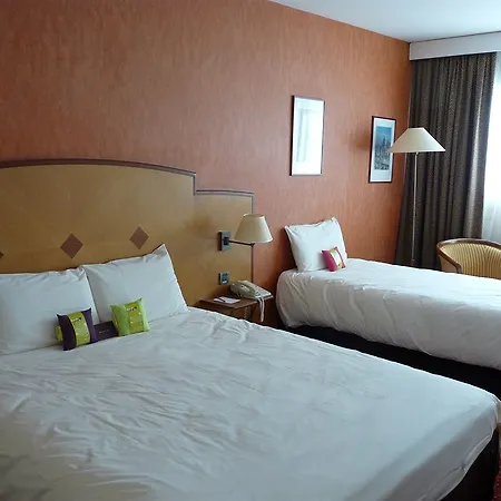 Hotel Mercure Ile De 4*
