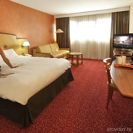 Mercure Ile De Hotel 4*